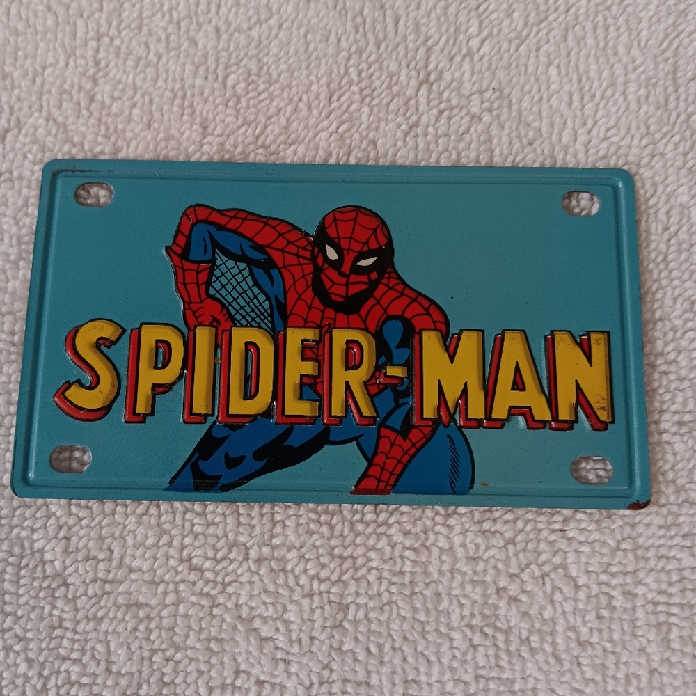 Spiderman Red and Blue Metal Plate
